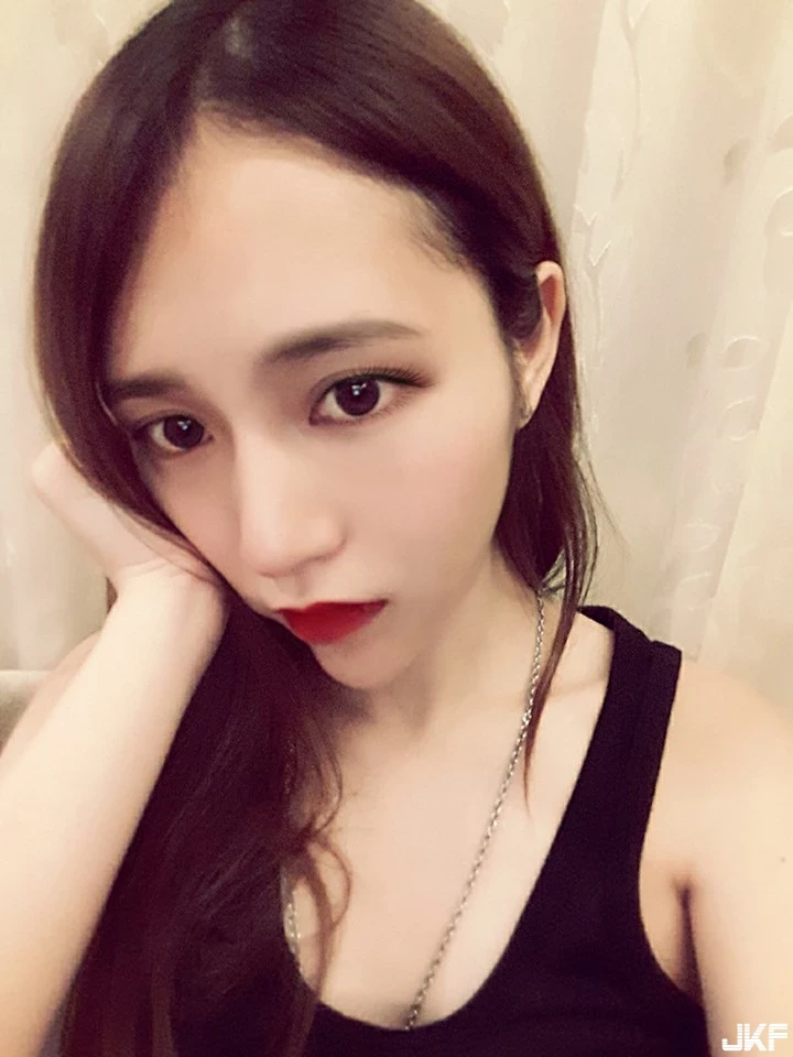 16890751.webp