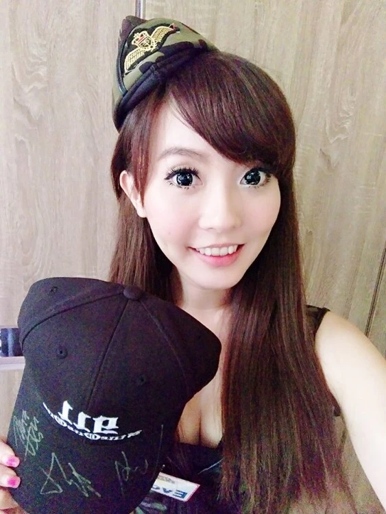 4038953.webp