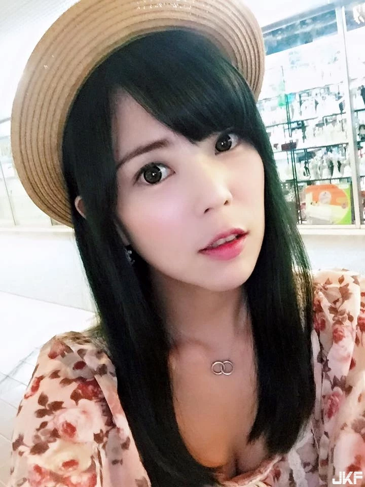 16873269.webp