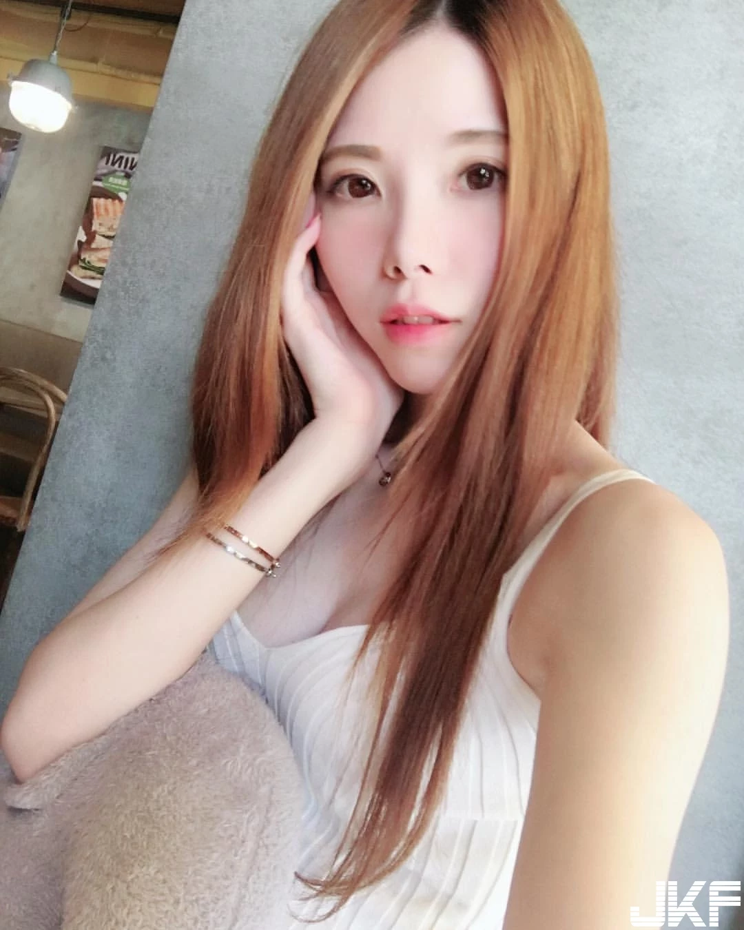 4691516.webp