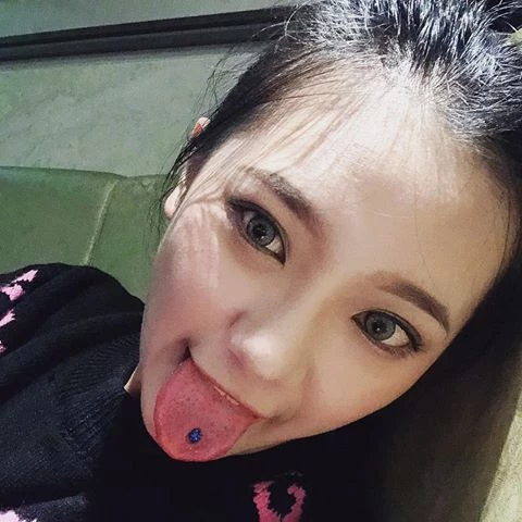 4085194.webp