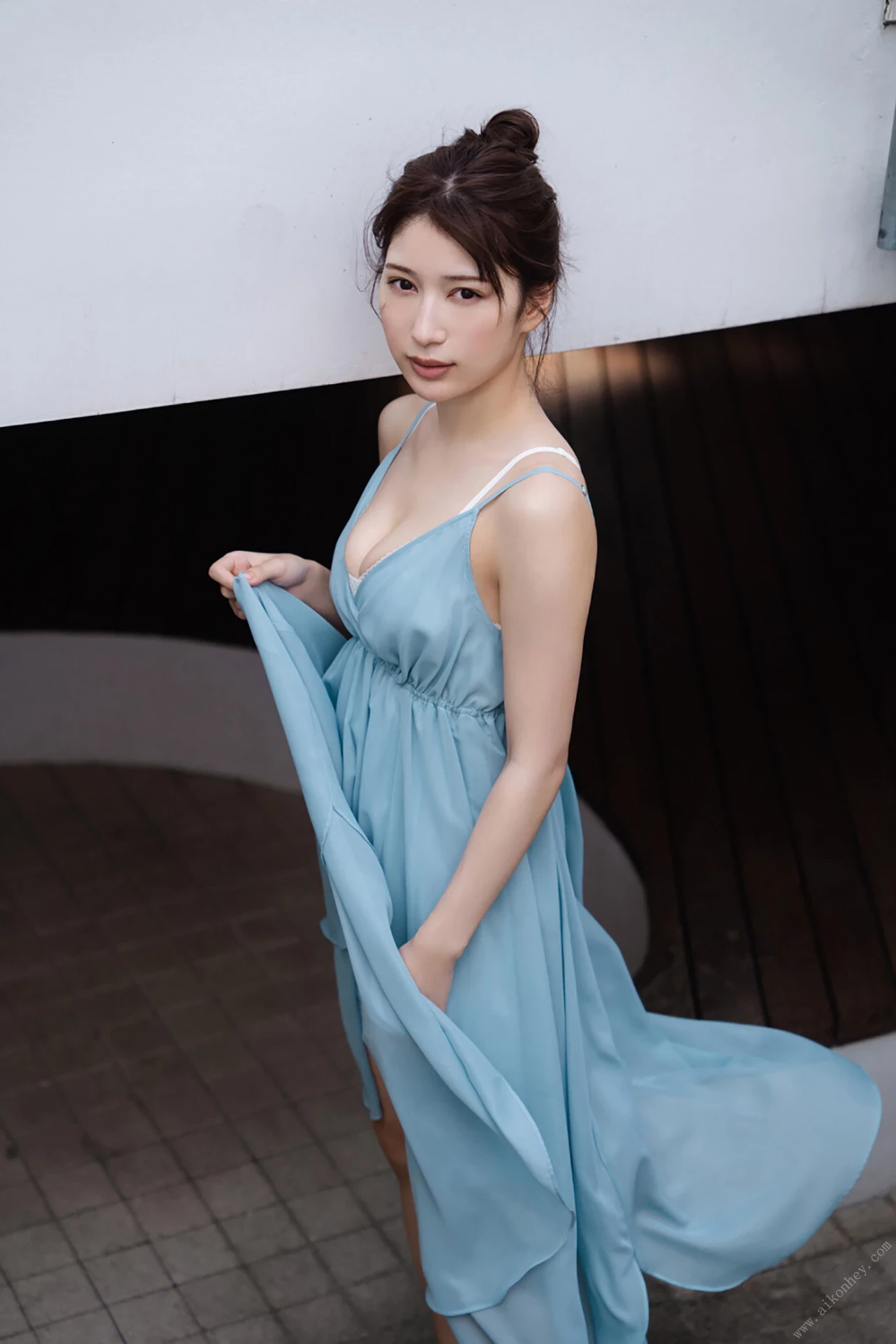 28469011.webp