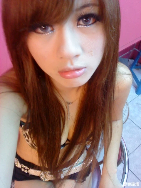 17567840.webp