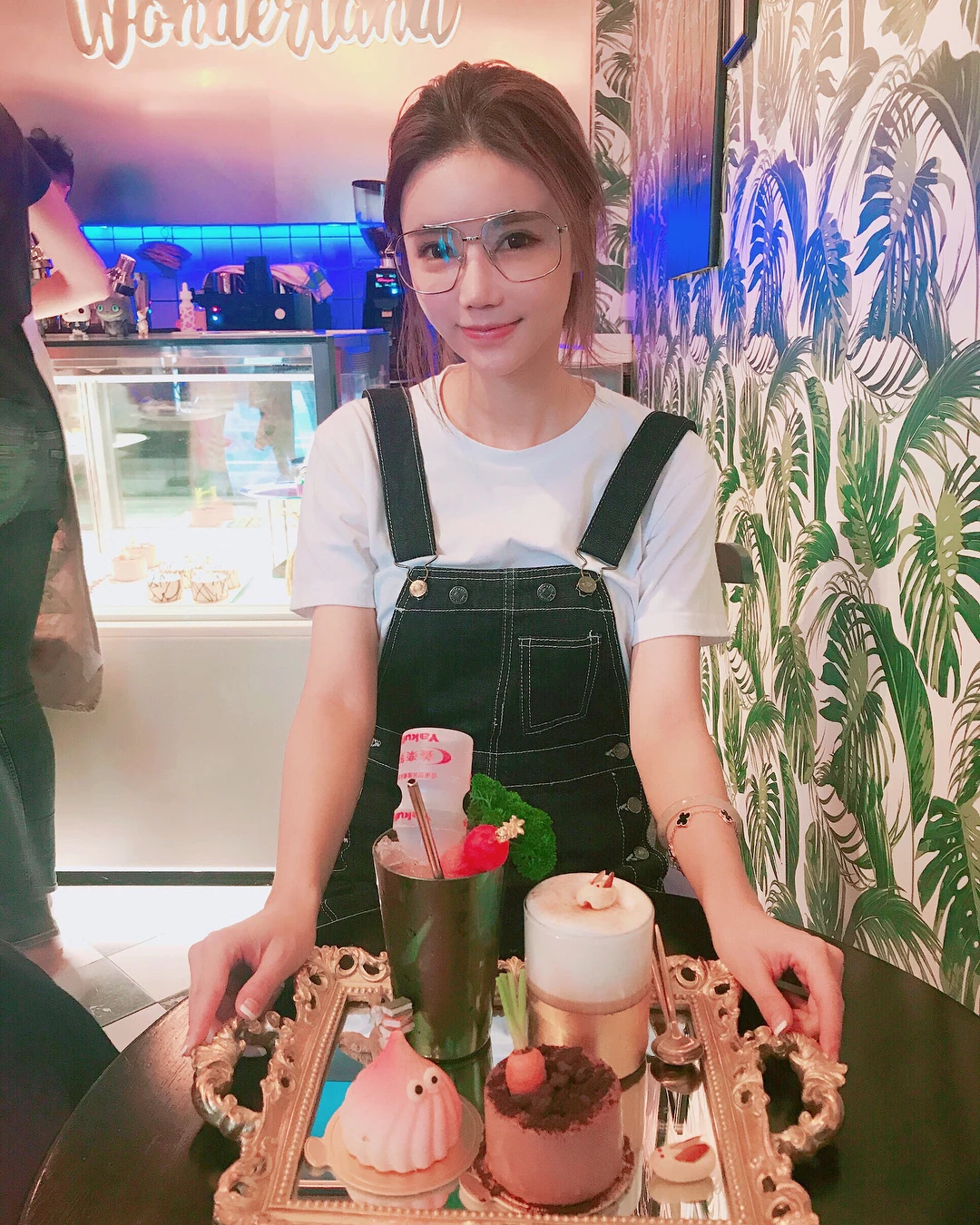 4316797.webp