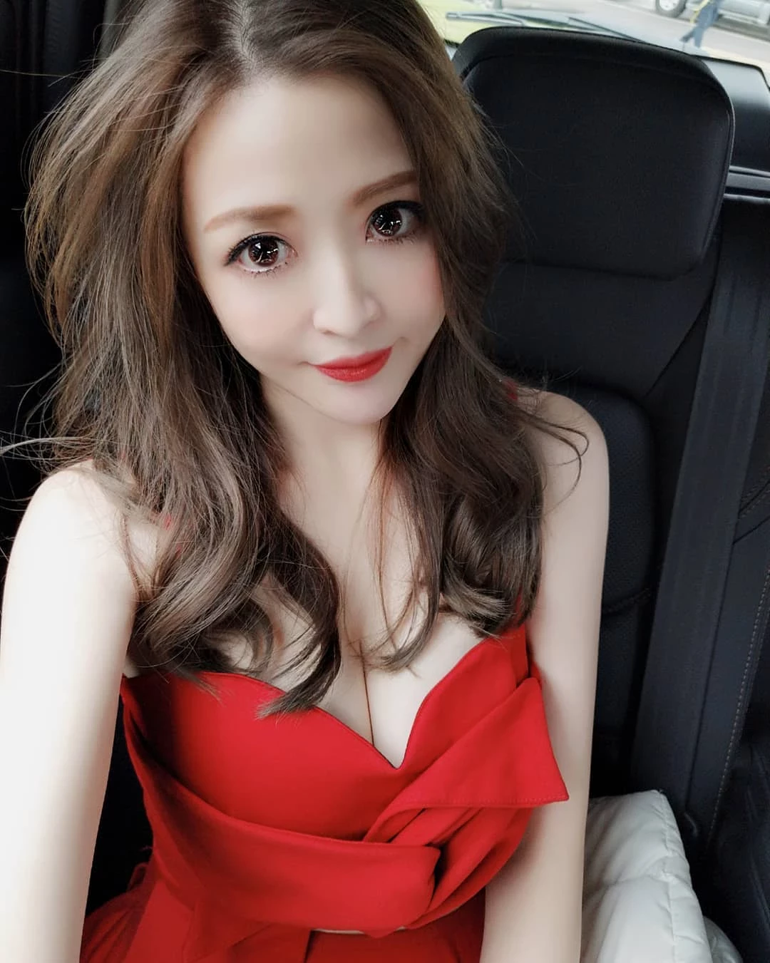 19711917.webp