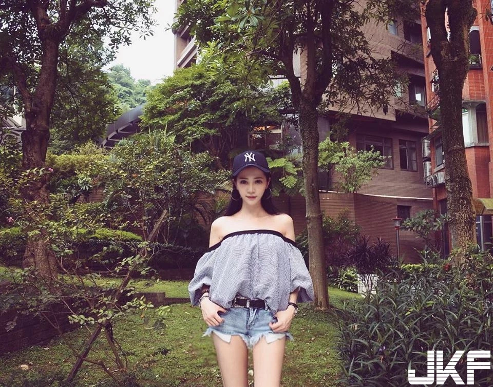 16801567.webp