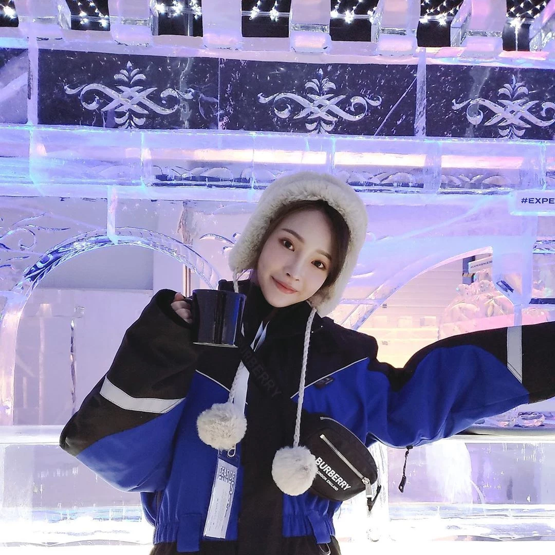 4095067.webp