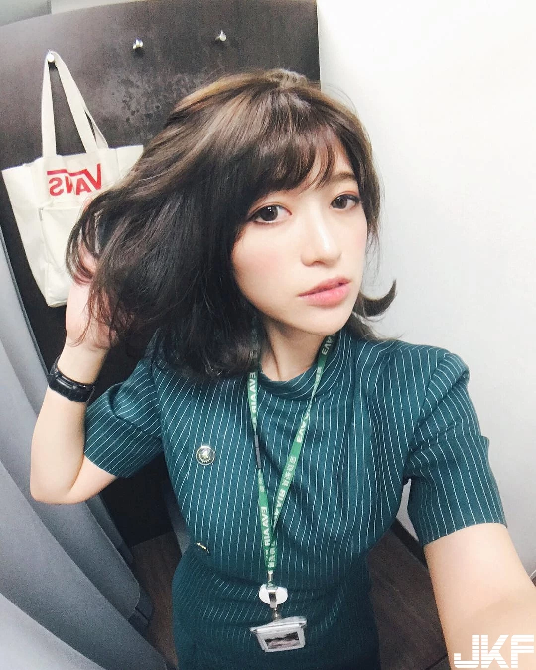 4852300.webp