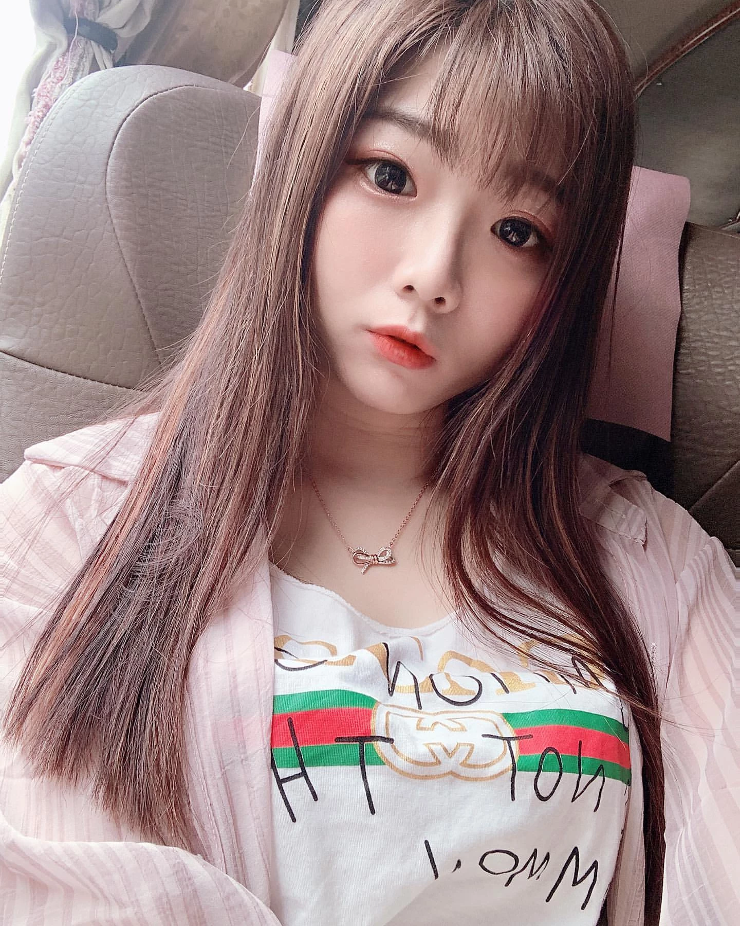 4347289.webp