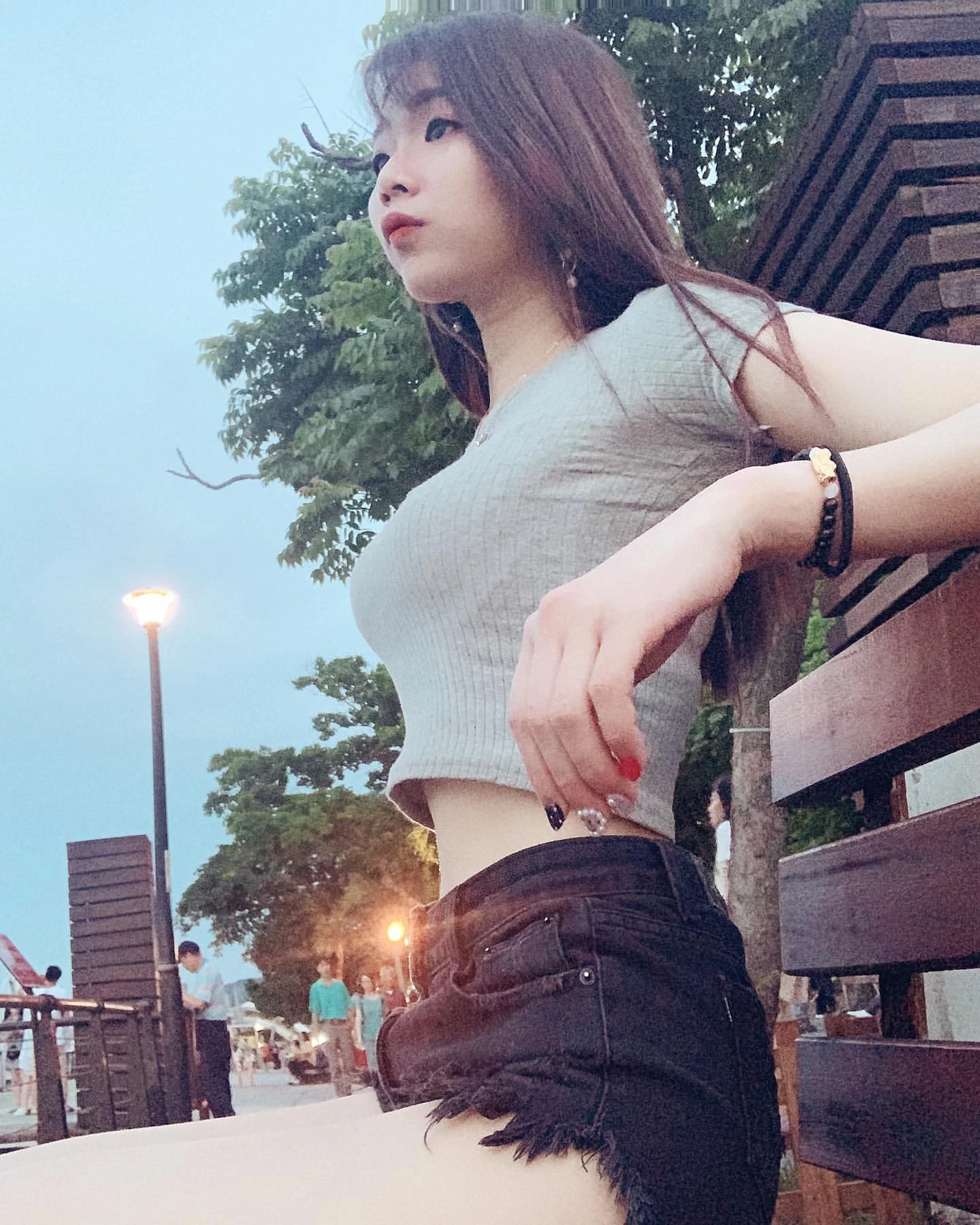 4347298.webp