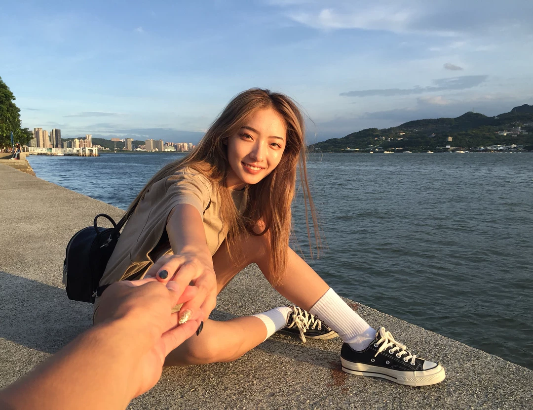 4283790.webp