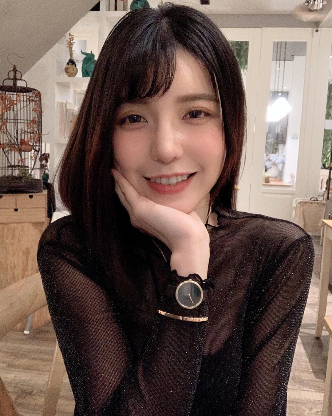 4094199.webp
