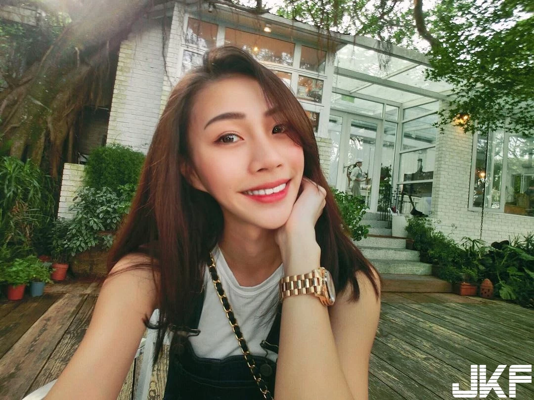 16784665.webp