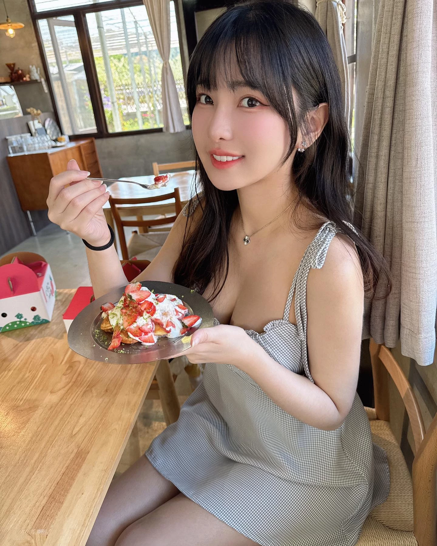30870433.webp