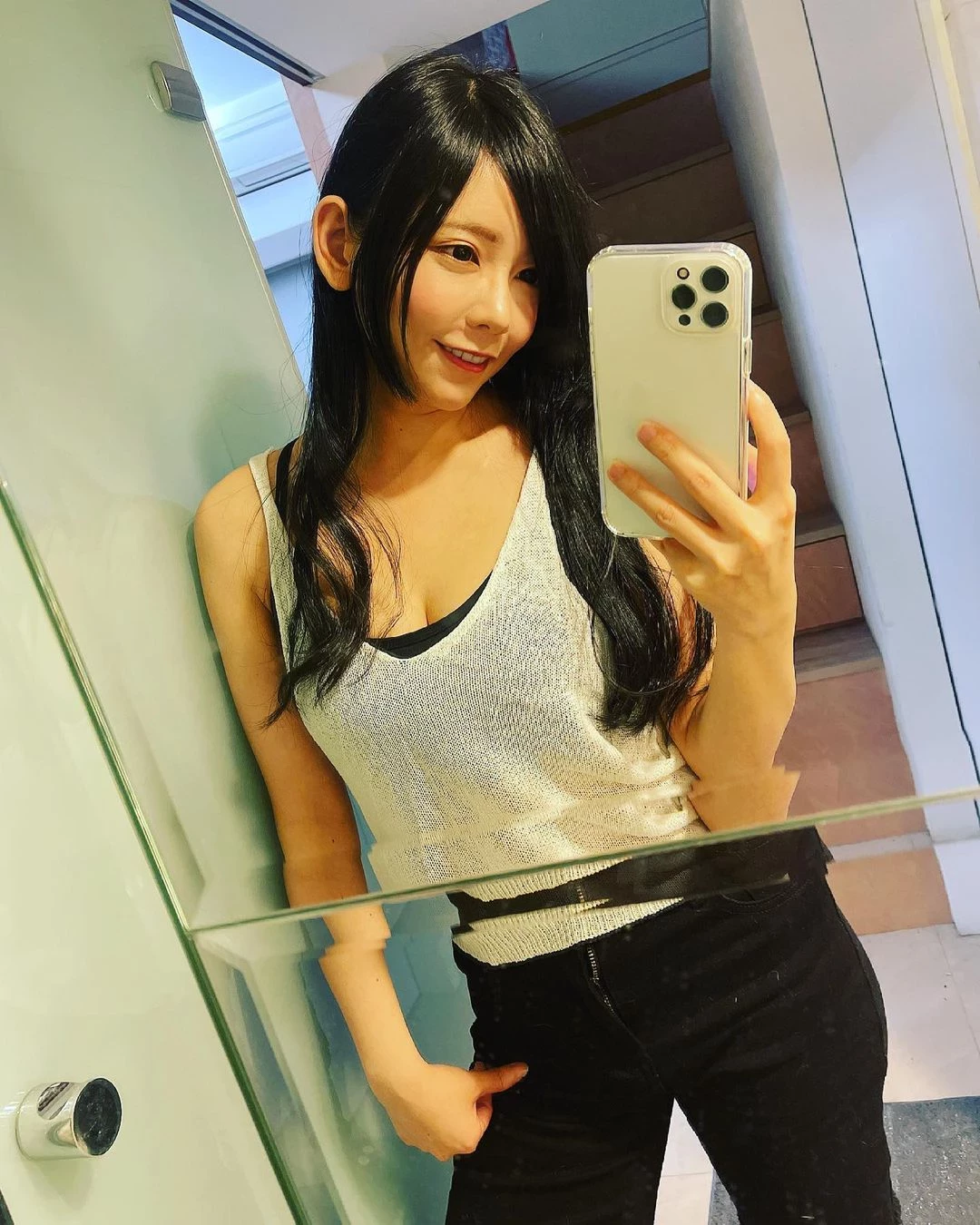 19528194.webp