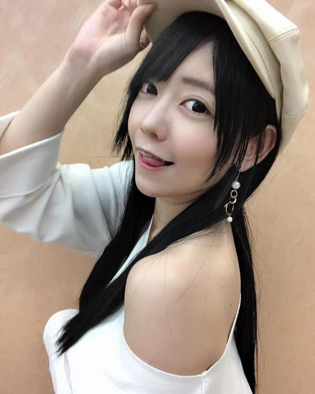 19528202.webp