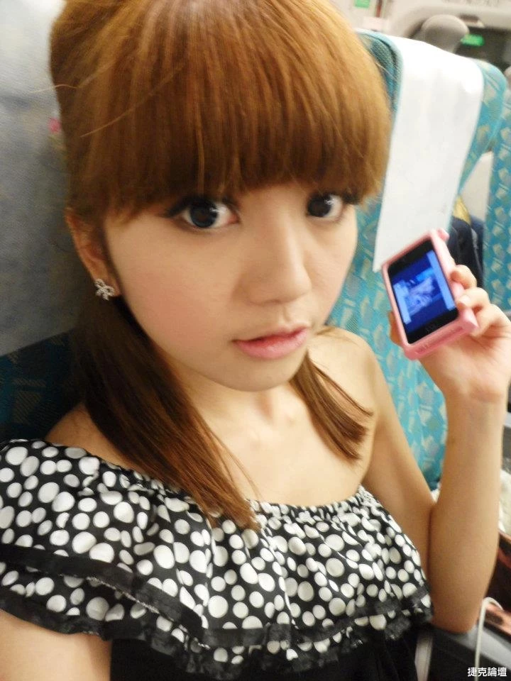 17560263.webp