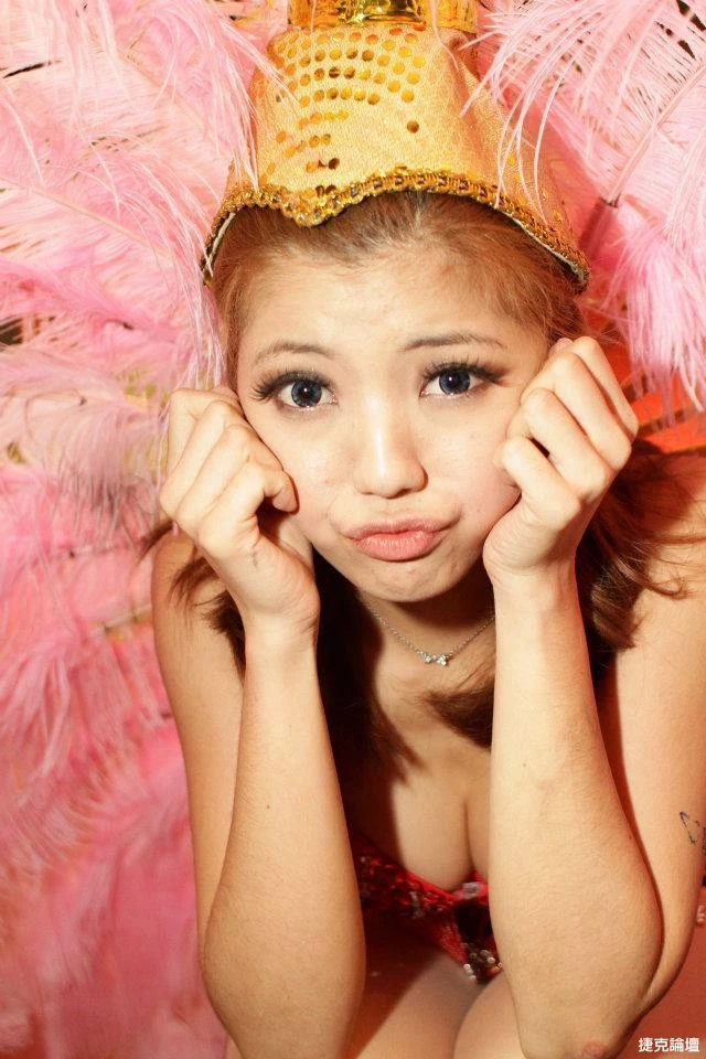 17560278.webp
