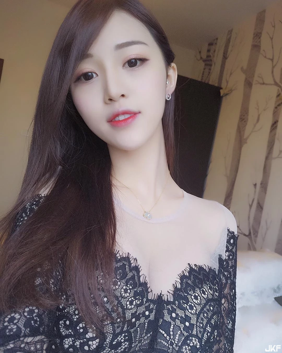 16891410.webp