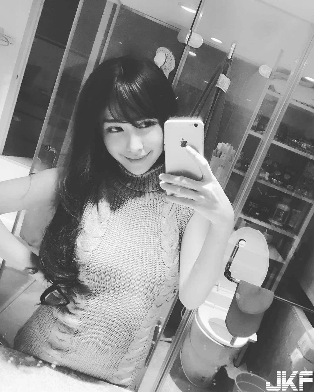 16793608.webp