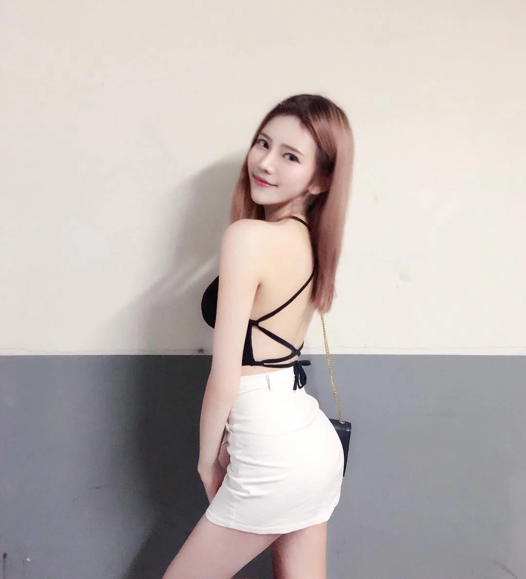 4354047.webp