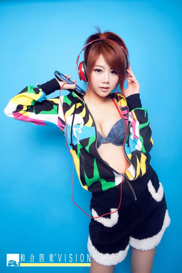 17498456.webp