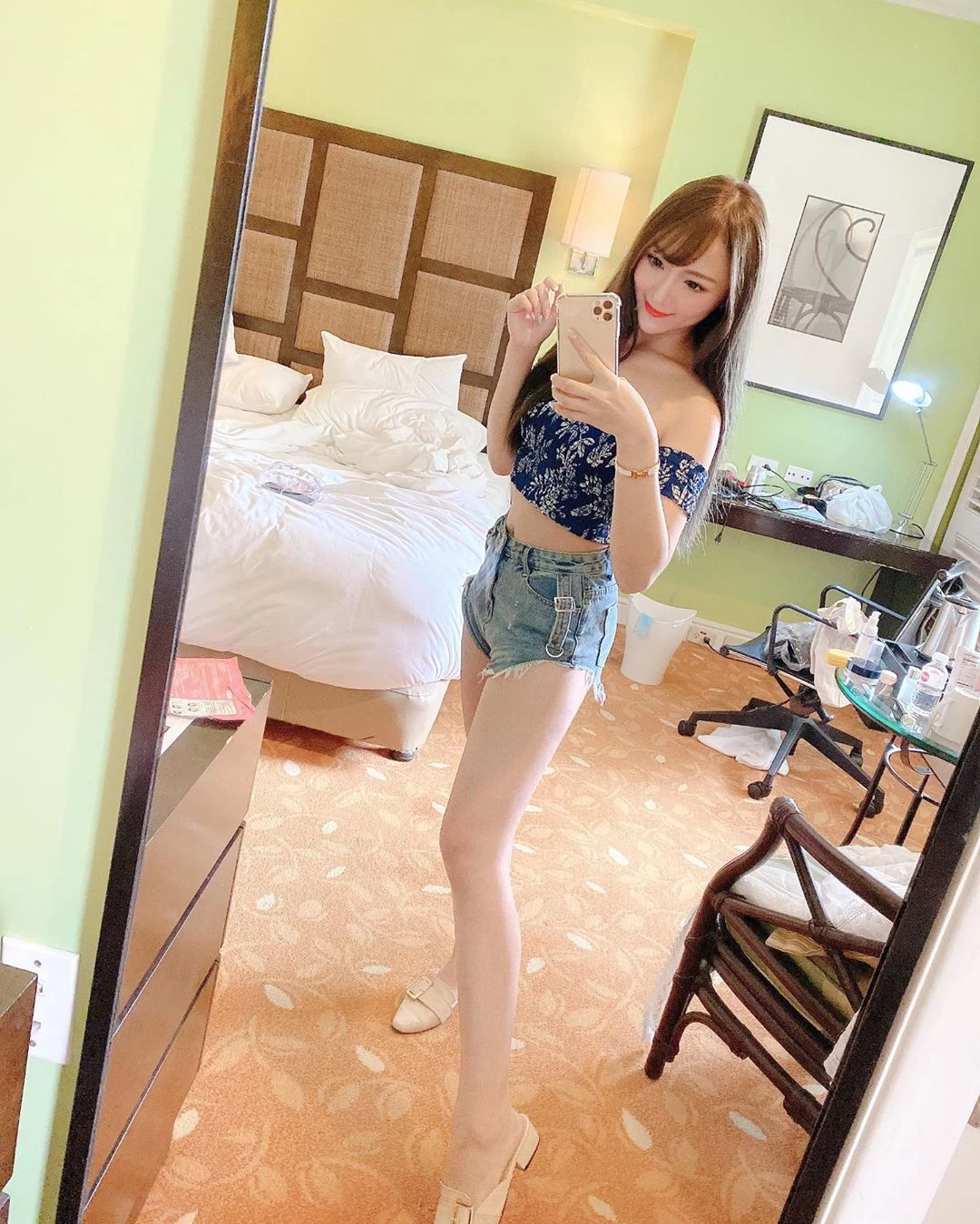 4149983.webp
