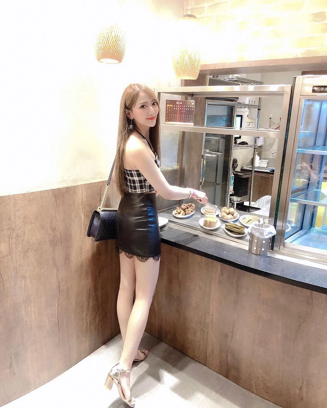 4149990.webp