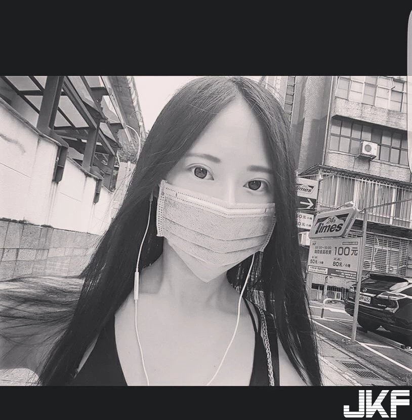 16825152.webp