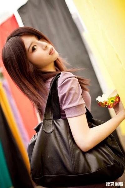 17541961.webp