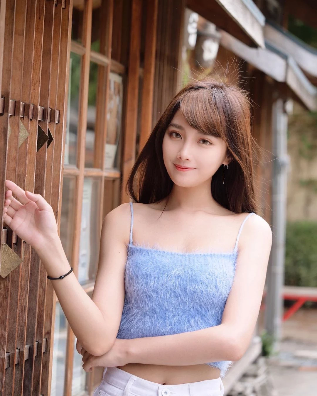 19528358.webp