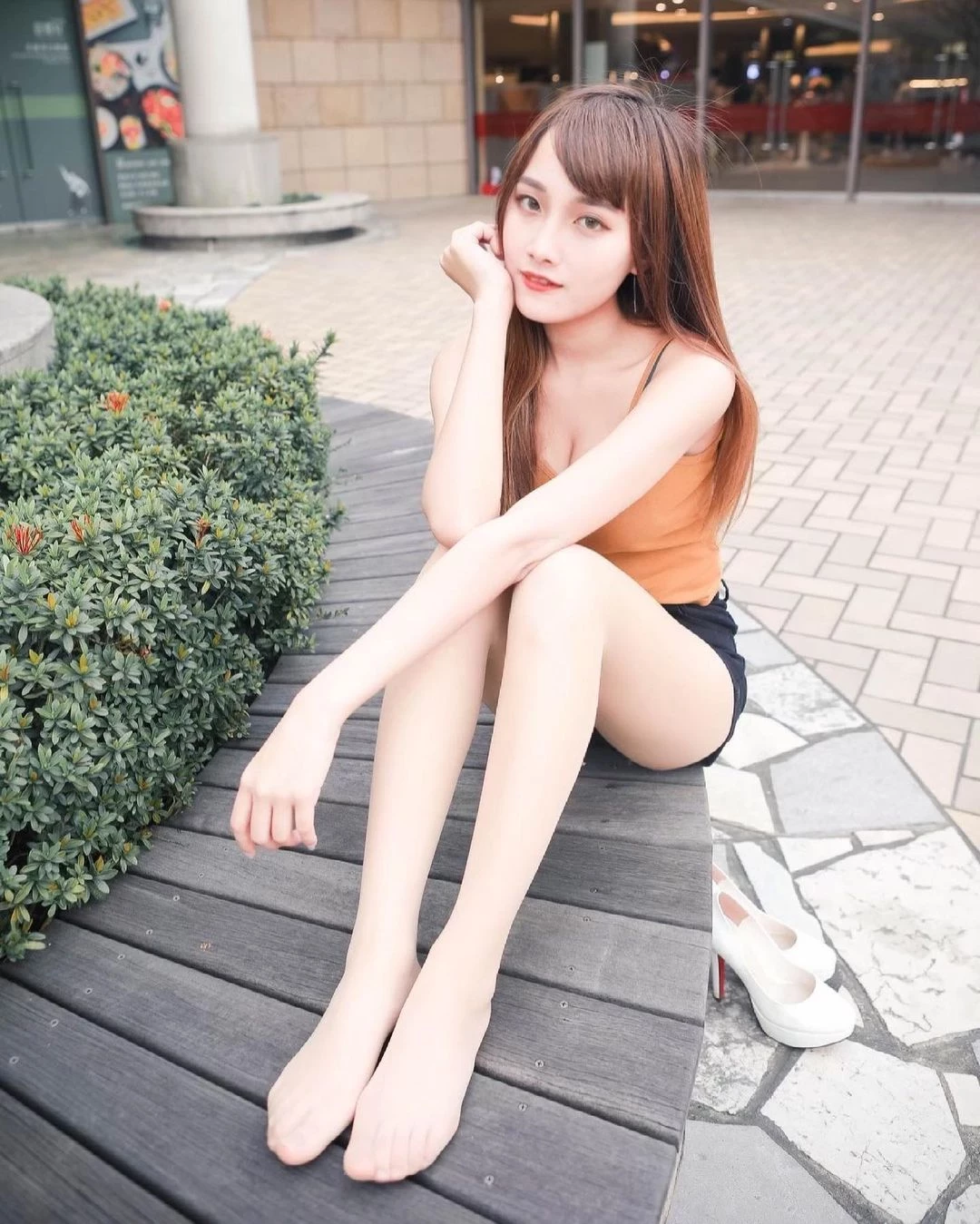 19528365.webp