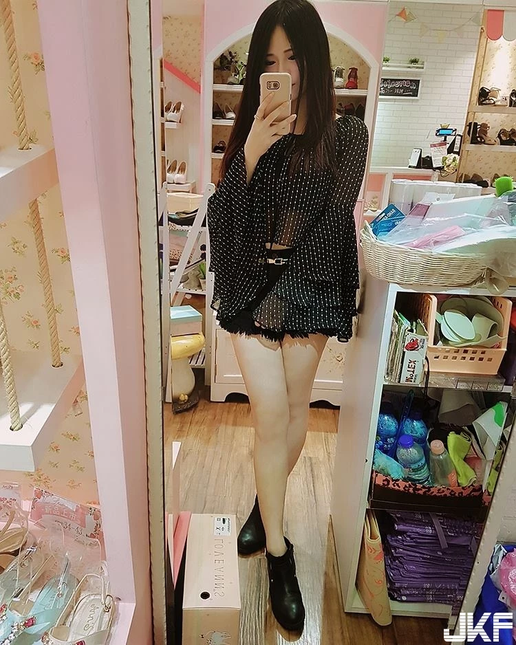 16801465.webp