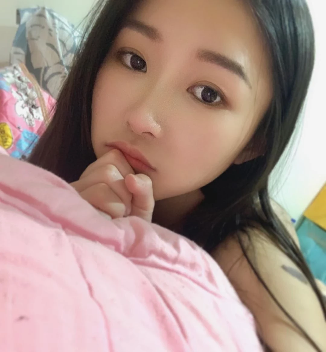 4099287.webp