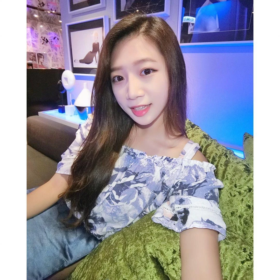 4099721.webp