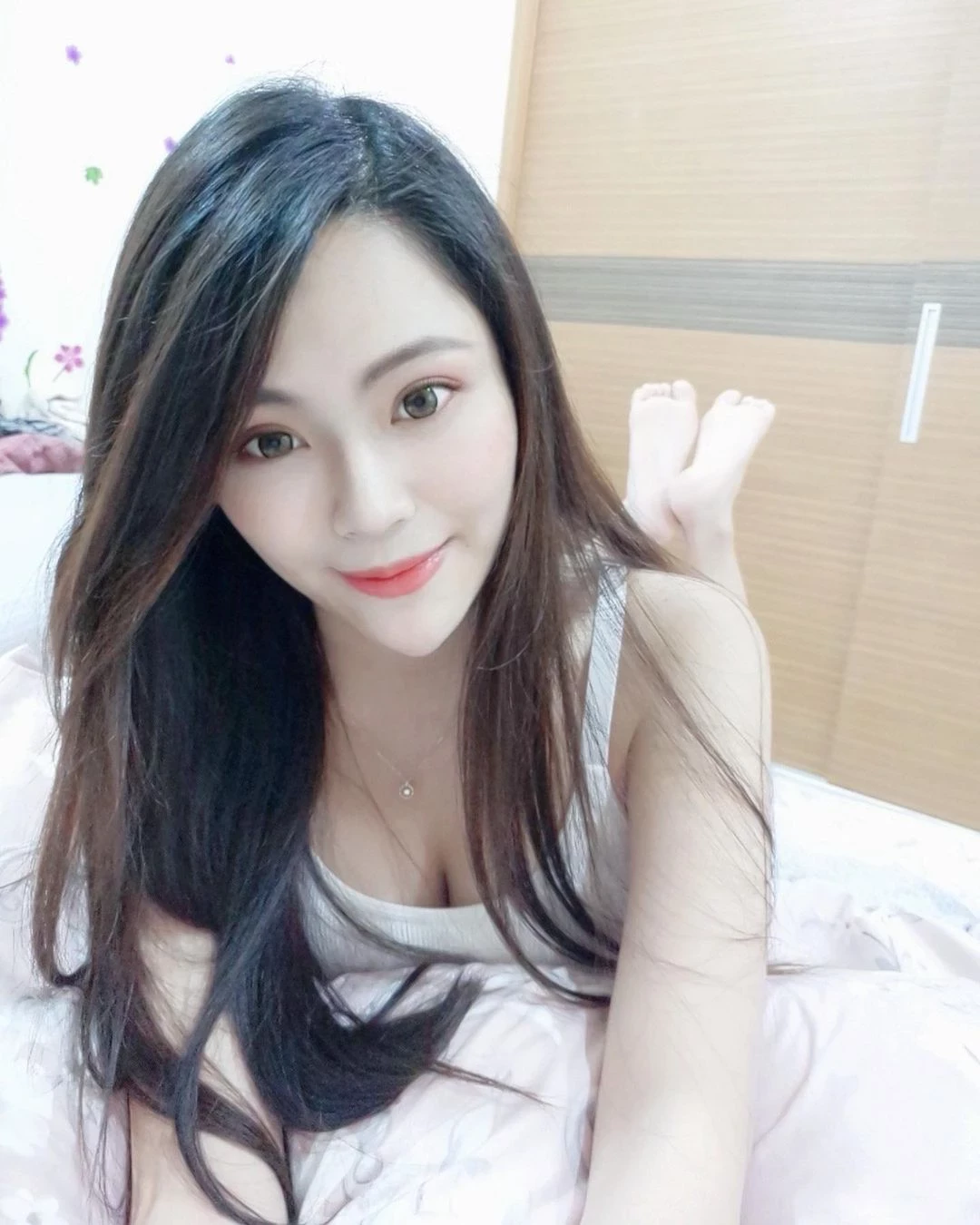 18196466.webp