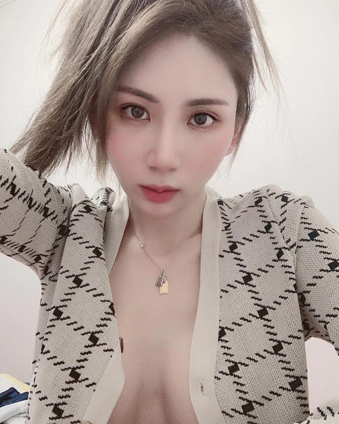 4099441.webp