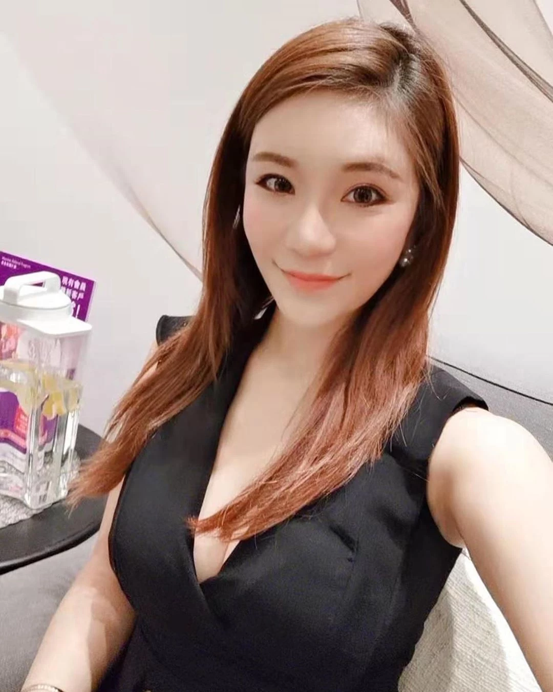 4099619.webp
