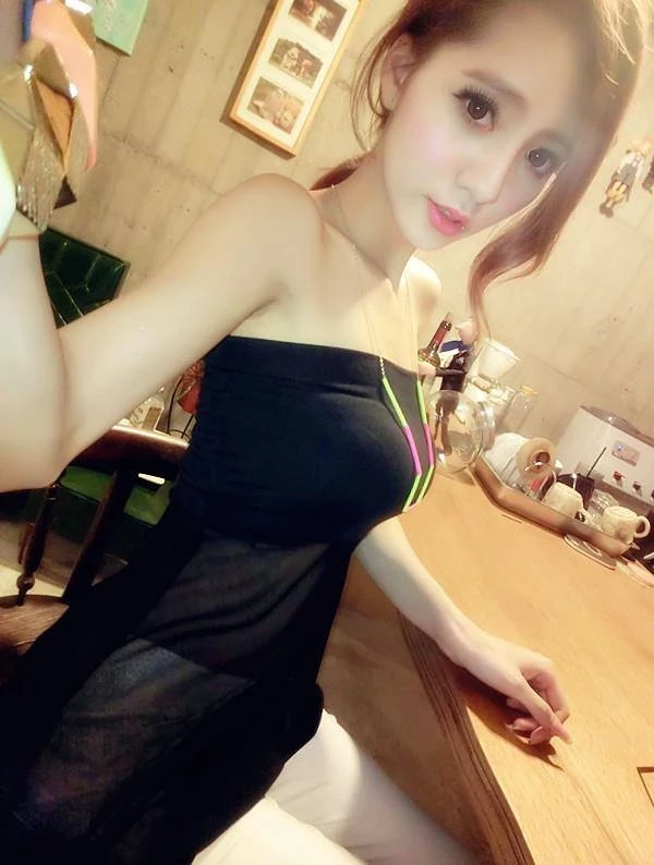 17162458.webp