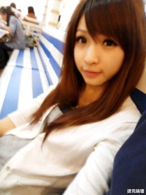 17306624.webp