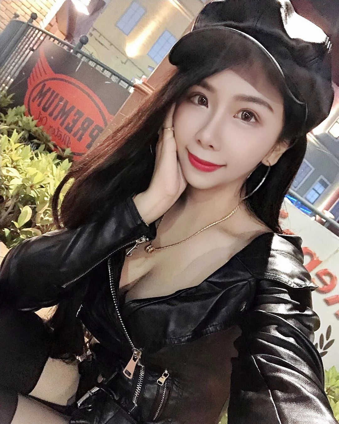 4099508.webp