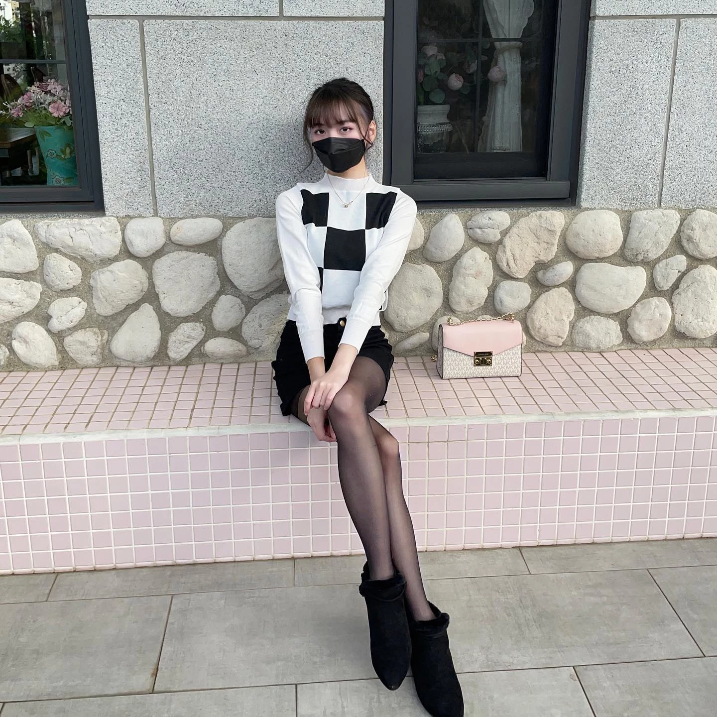 22208050.webp