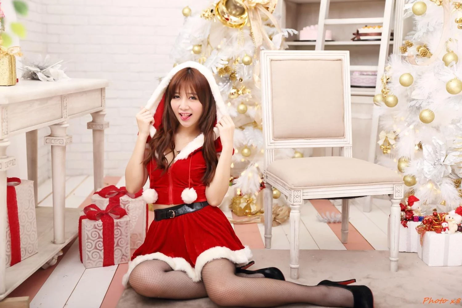 4340341.webp