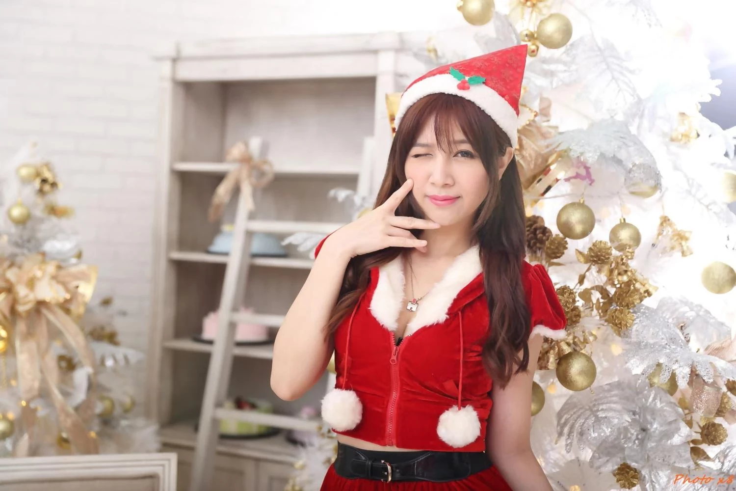 4340344.webp