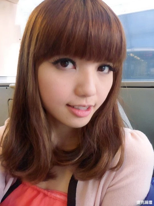 17560235.webp