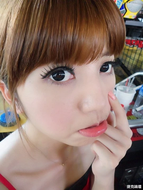 17560245.webp