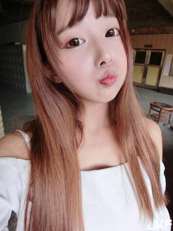 16825268.webp