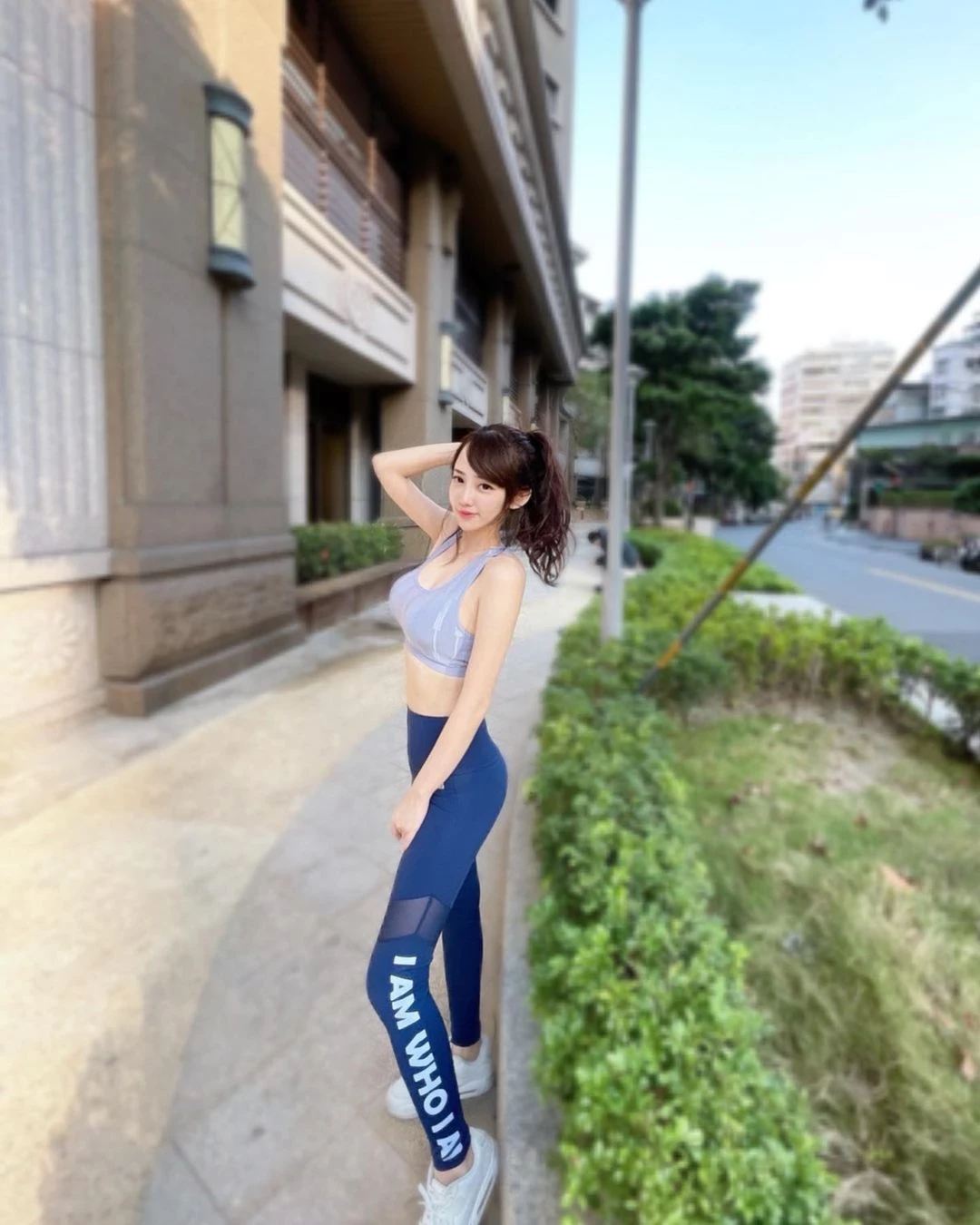 27421683.webp