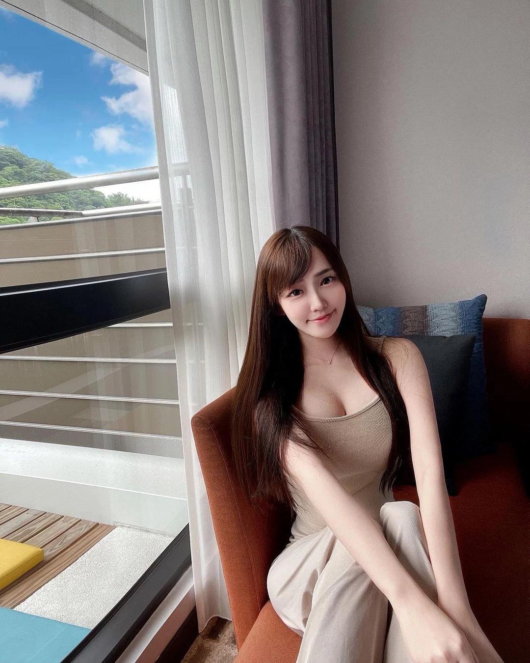 27421689.webp