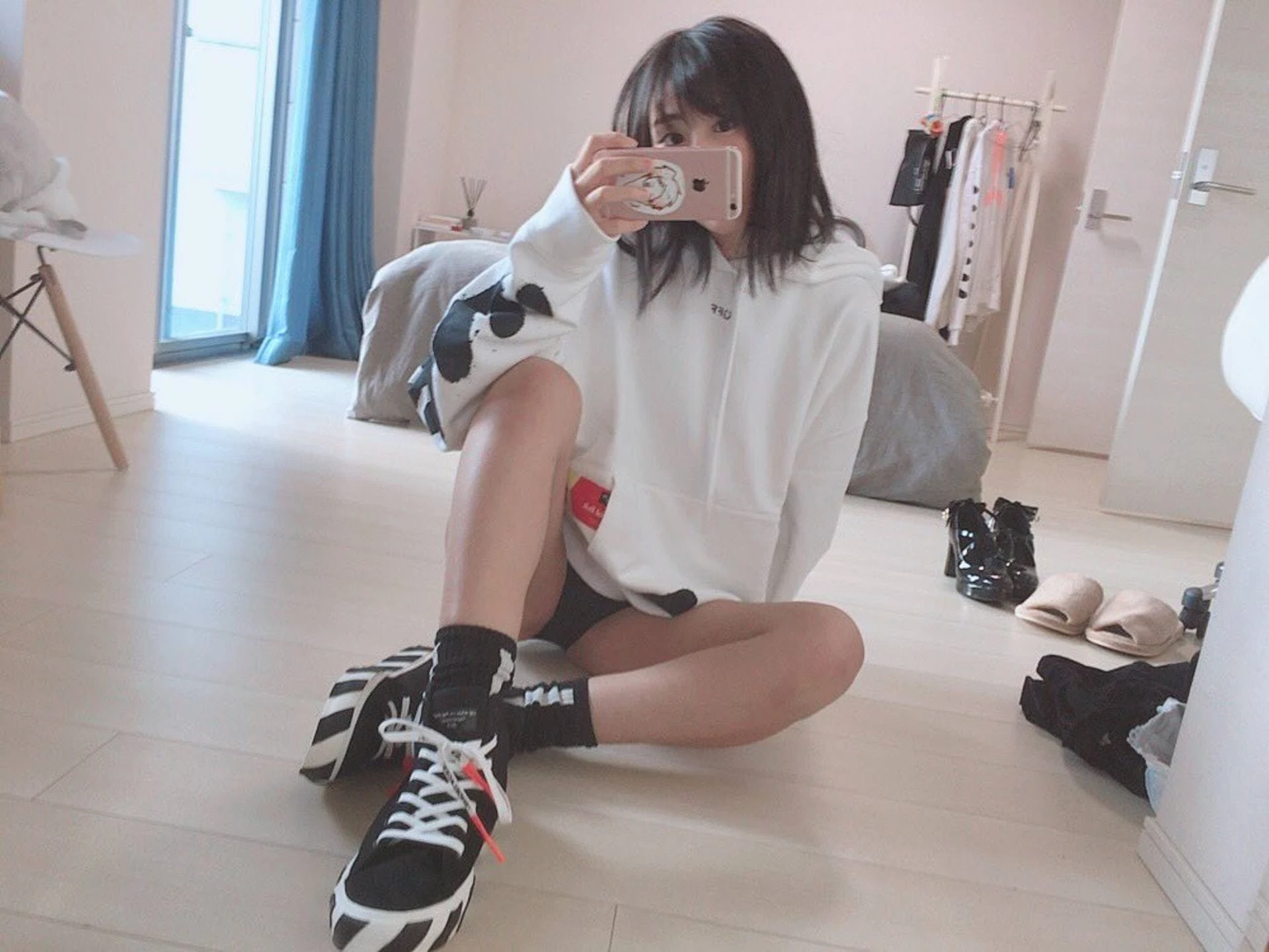 4144123.webp